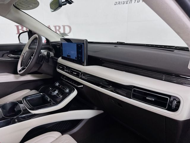 2023 Lincoln Nautilus Black Label