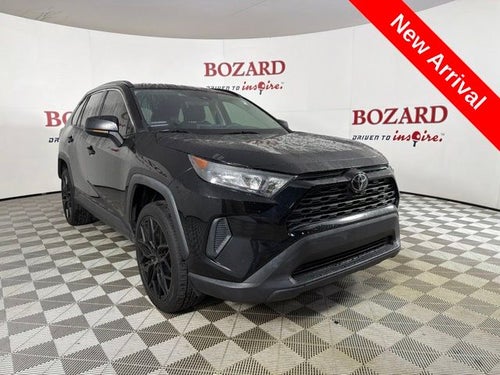 2020 Toyota RAV4 LE
