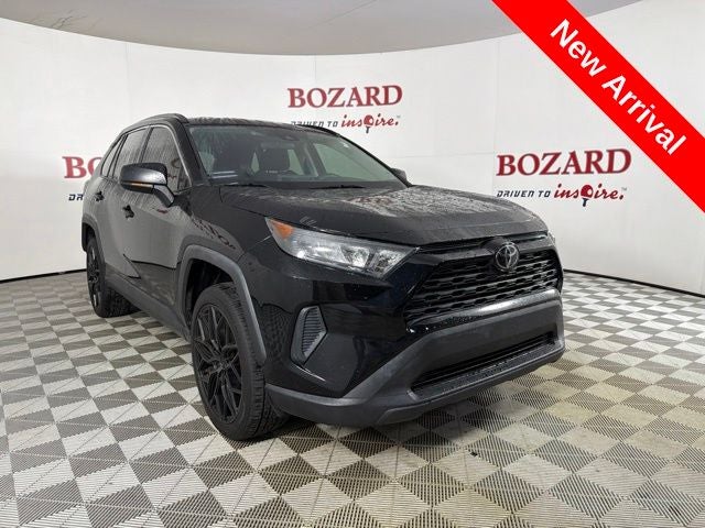 2020 Toyota RAV4 LE