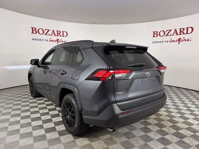 2020 Toyota RAV4 LE