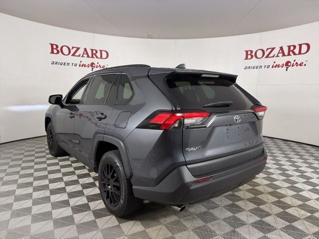 2020 Toyota RAV4 LE