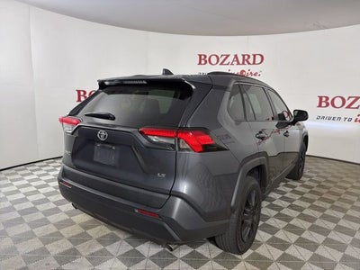 2020 Toyota RAV4 LE