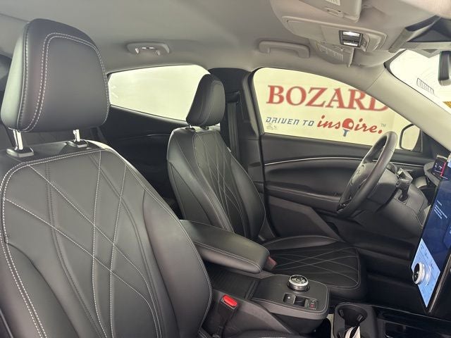 2022 Ford Mustang Mach-E Select