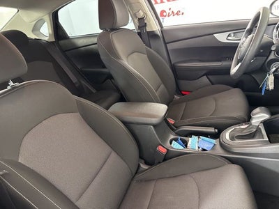 2022 Kia Forte FE