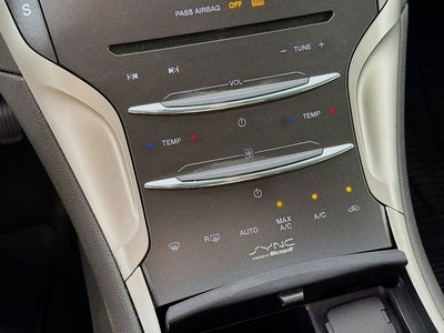2013 Lincoln MKZ Base