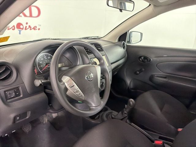 2019 Nissan Versa 1.6 S
