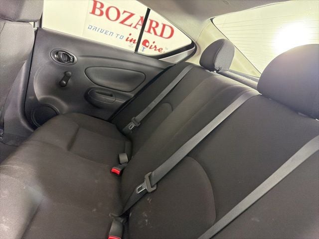 2019 Nissan Versa 1.6 S
