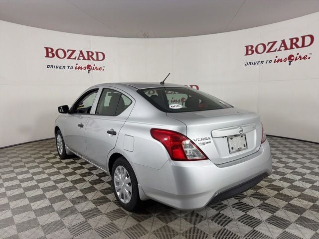 2019 Nissan Versa 1.6 S