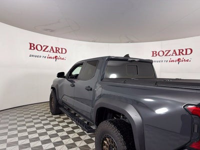 2025 Toyota Tacoma Hybrid TRD Off Road