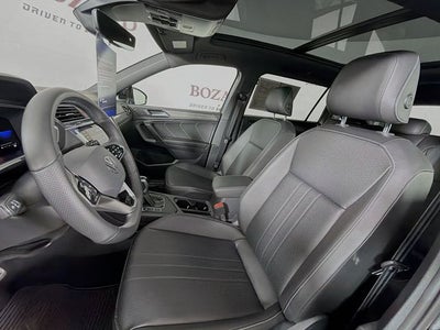 2022 Volkswagen Tiguan 2.0T SE R-Line Black