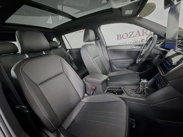2022 Volkswagen Tiguan 2.0T SE R-Line Black