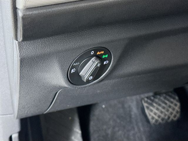 2019 Volkswagen Jetta R-Line