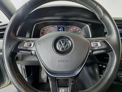2019 Volkswagen Jetta R-Line
