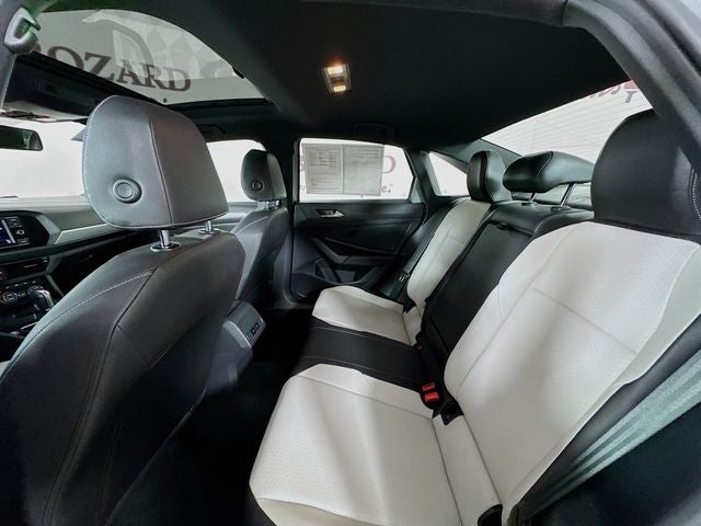 2019 Volkswagen Jetta R-Line