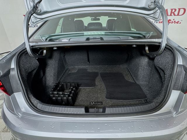 2019 Volkswagen Jetta R-Line