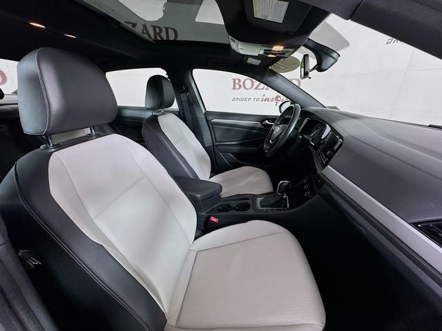 2019 Volkswagen Jetta R-Line