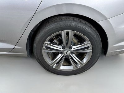 2019 Volkswagen Jetta R-Line