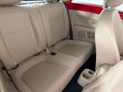 2018 Volkswagen Beetle 2.0T SE