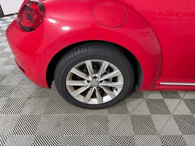 2018 Volkswagen Beetle 2.0T SE