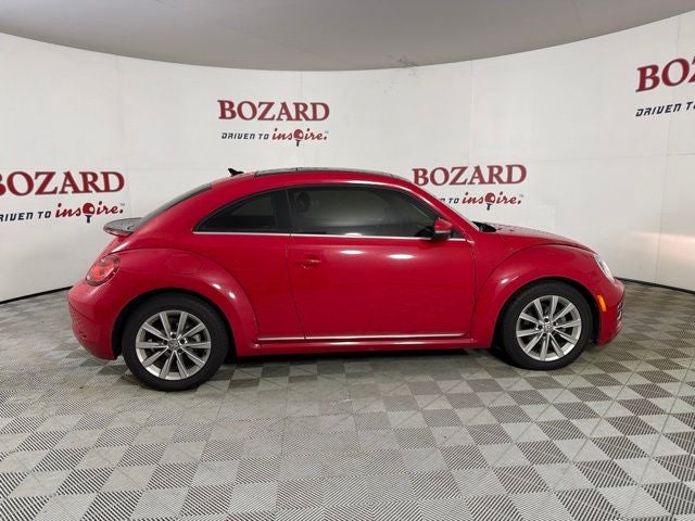 2018 Volkswagen Beetle 2.0T SE