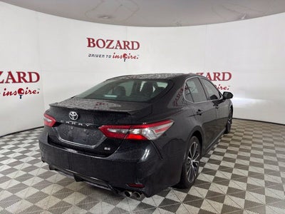 2018 Toyota Camry SE