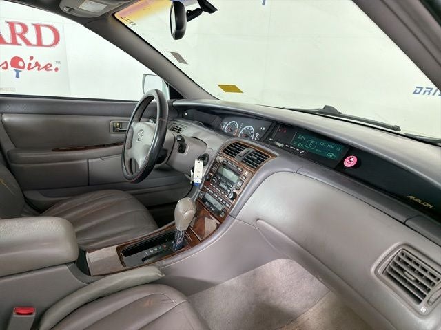 2002 Toyota Avalon XLS