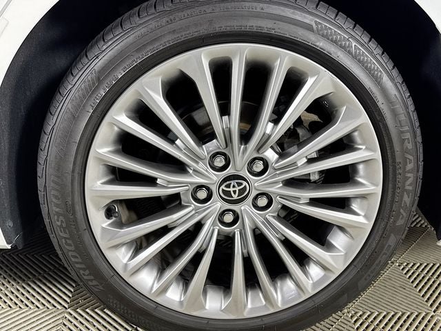 2021 Toyota Avalon Hybrid Limited