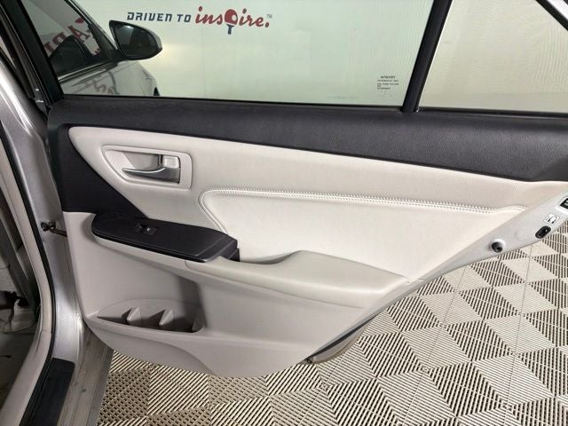 2016 Toyota Camry XLE