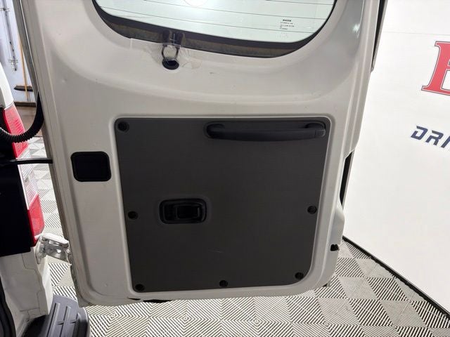 2017 Nissan NV Passenger SL
