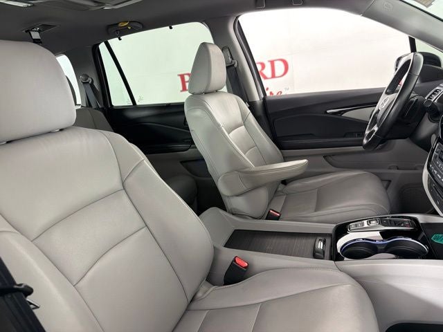 2020 Honda Pilot Touring 8 Passenger