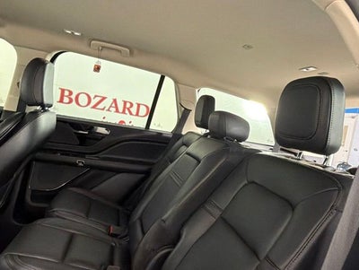 2023 Lincoln Aviator Standard