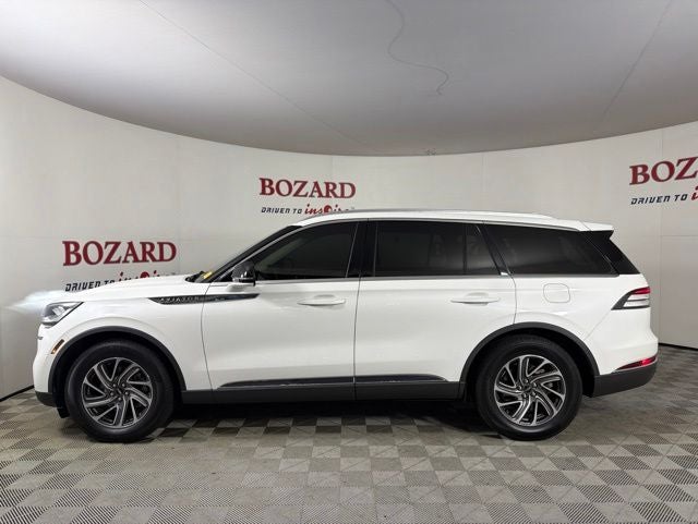 2023 Lincoln Aviator Standard
