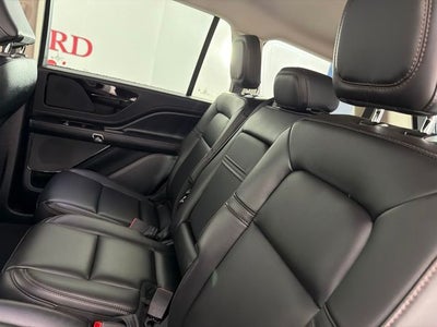 2023 Lincoln Aviator Standard