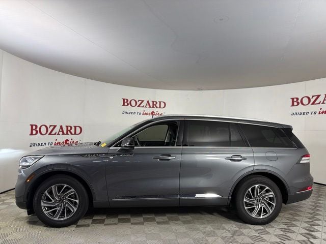 2023 Lincoln Aviator Standard