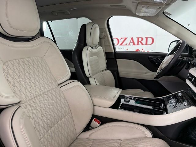 2024 Lincoln Aviator Black Label Premium