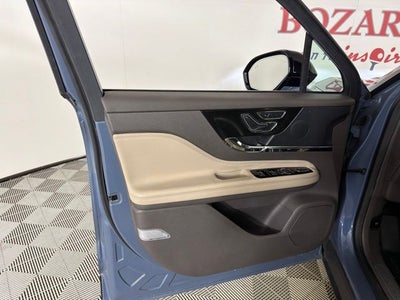 2024 Lincoln Corsair Premiere