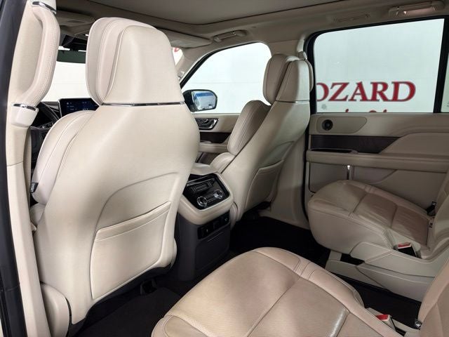 2018 Lincoln Navigator Select