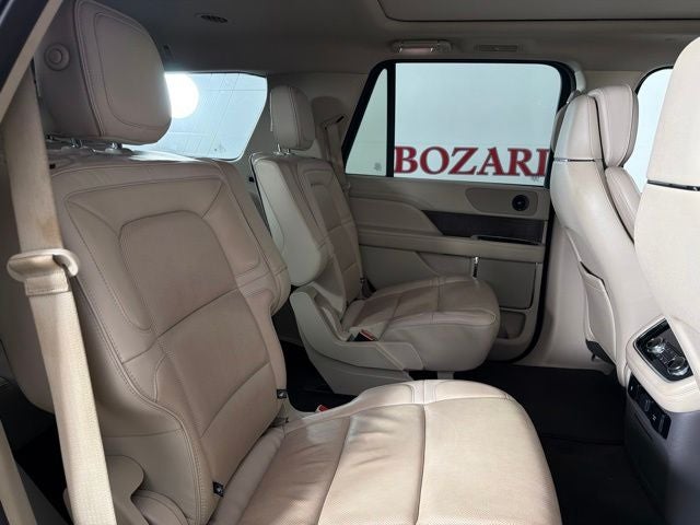 2018 Lincoln Navigator Select