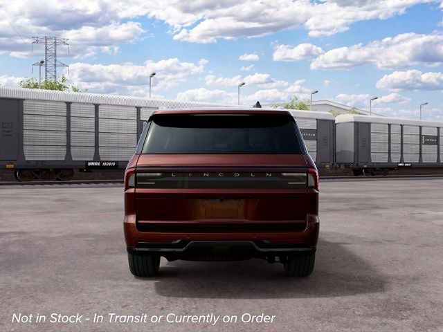2027 Lincoln Navigator Reserve