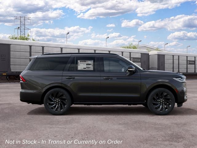 2027 Lincoln Navigator Reserve