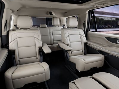 2027 Lincoln Navigator Reserve
