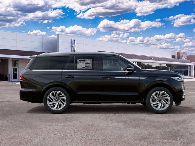 2027 Lincoln Navigator Reserve