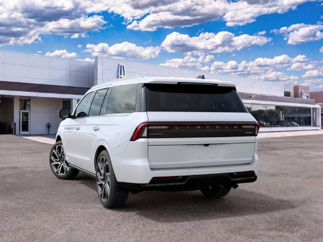 2027 Lincoln Navigator Reserve
