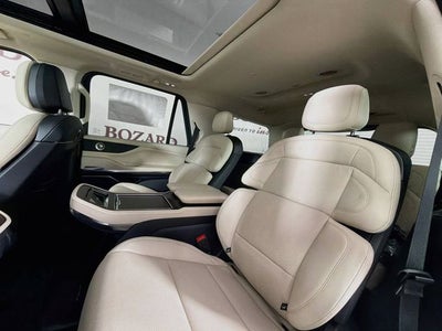 2027 Lincoln Navigator Reserve