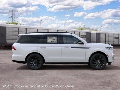 2027 Lincoln Navigator Reserve