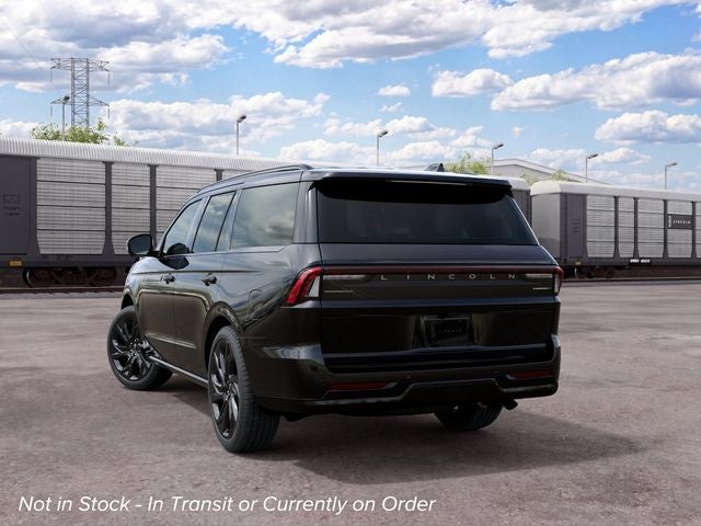 2027 Lincoln Navigator Reserve