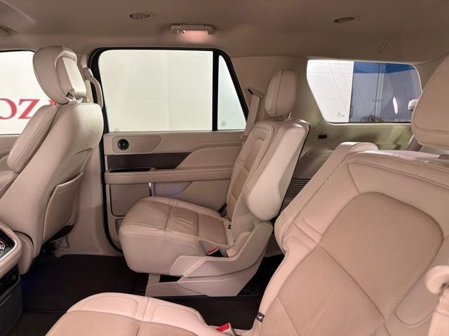 2018 Lincoln Navigator Premiere