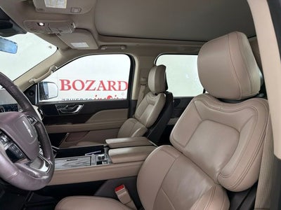 2023 Lincoln Navigator Standard