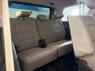 2023 Lincoln Navigator Standard
