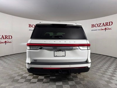 2023 Lincoln Navigator Standard